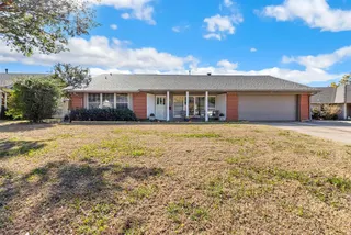 Sold home at 3212 Wilshire Terrace