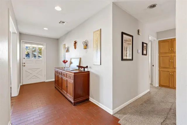 Photo 7 — 3212 Wilshire Terrace, Oklahoma City, OK 73116