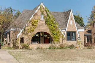 Sold home at 2117 NW 26th Street