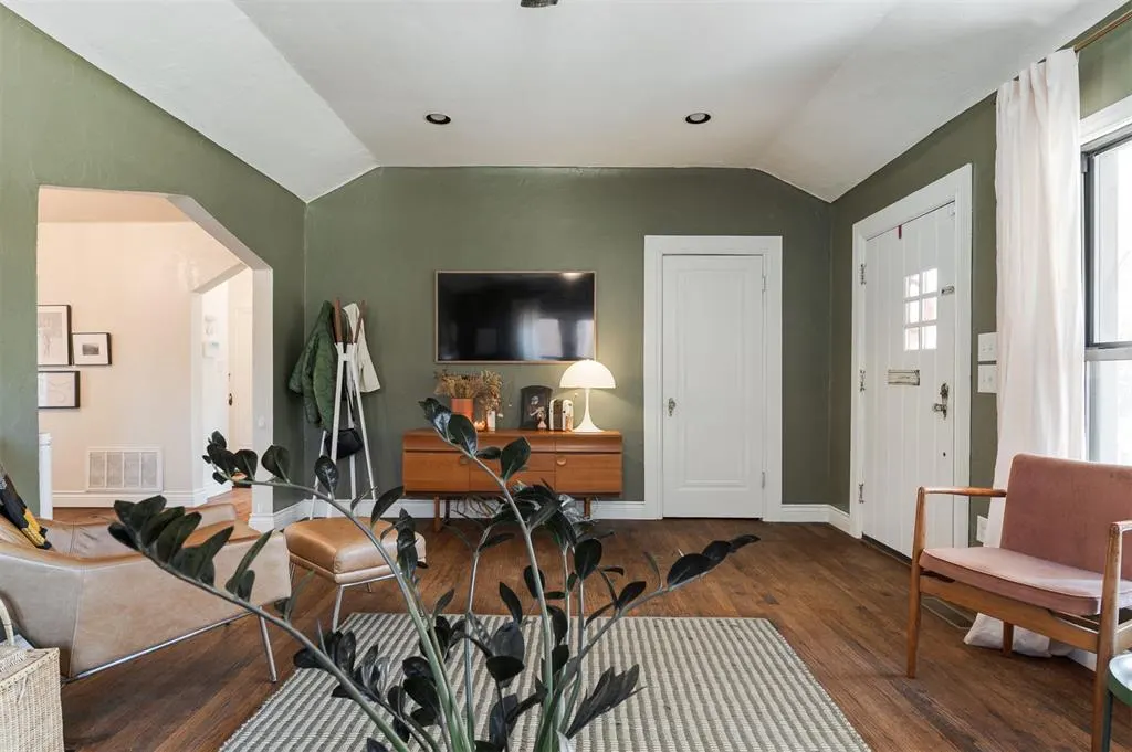 Photo 11 — 2117 NW 26th Street, Oklahoma City, OK 73107