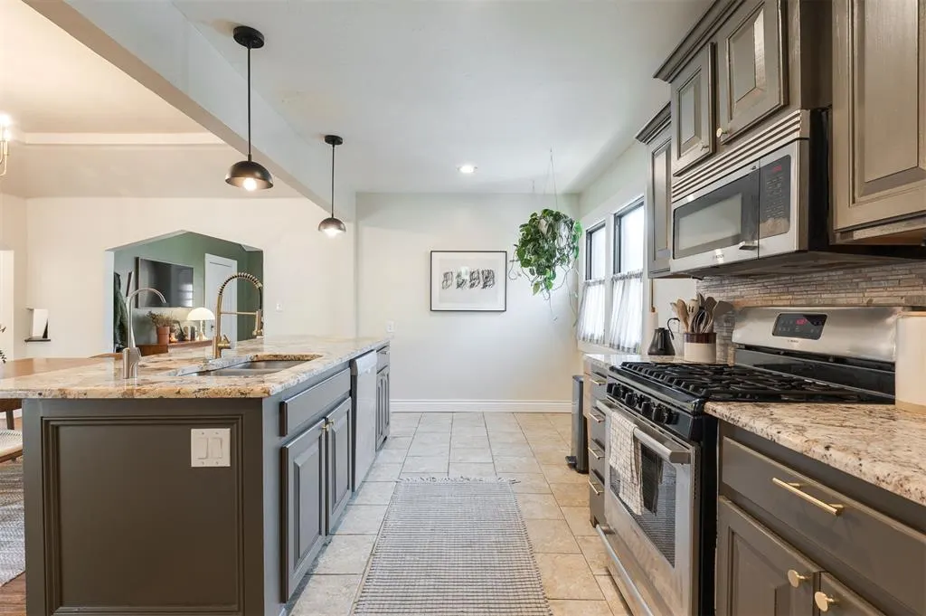 Photo 5 — 2117 NW 26th Street, Oklahoma City, OK 73107