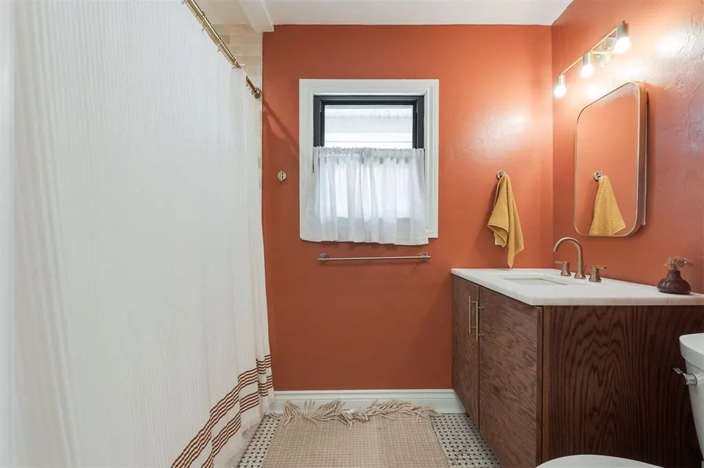 Photo 33 — 2117 NW 26th Street, Oklahoma City, OK 73107