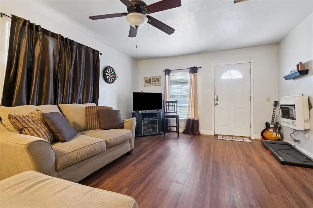 Photo 7 — 111 N Plum Avenue, Union City, OK 73090