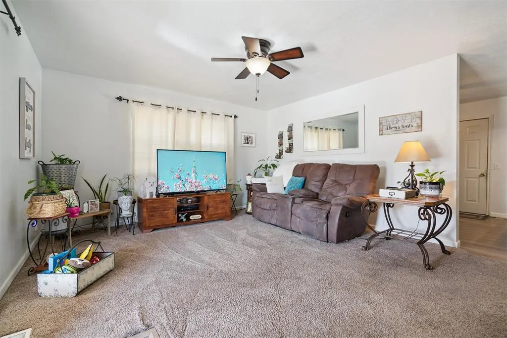 Photo 12 — 111 N Plum Avenue, Union City, OK 73090