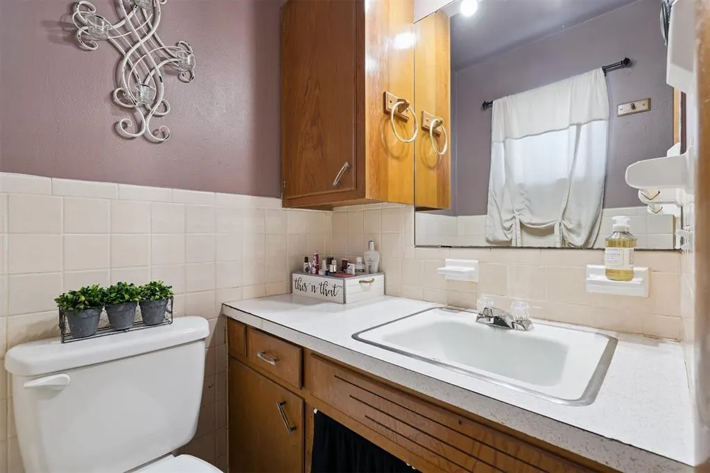 Photo 30 — 111 N Plum Avenue, Union City, OK 73090