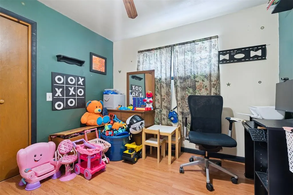 Photo 32 — 111 N Plum Avenue, Union City, OK 73090