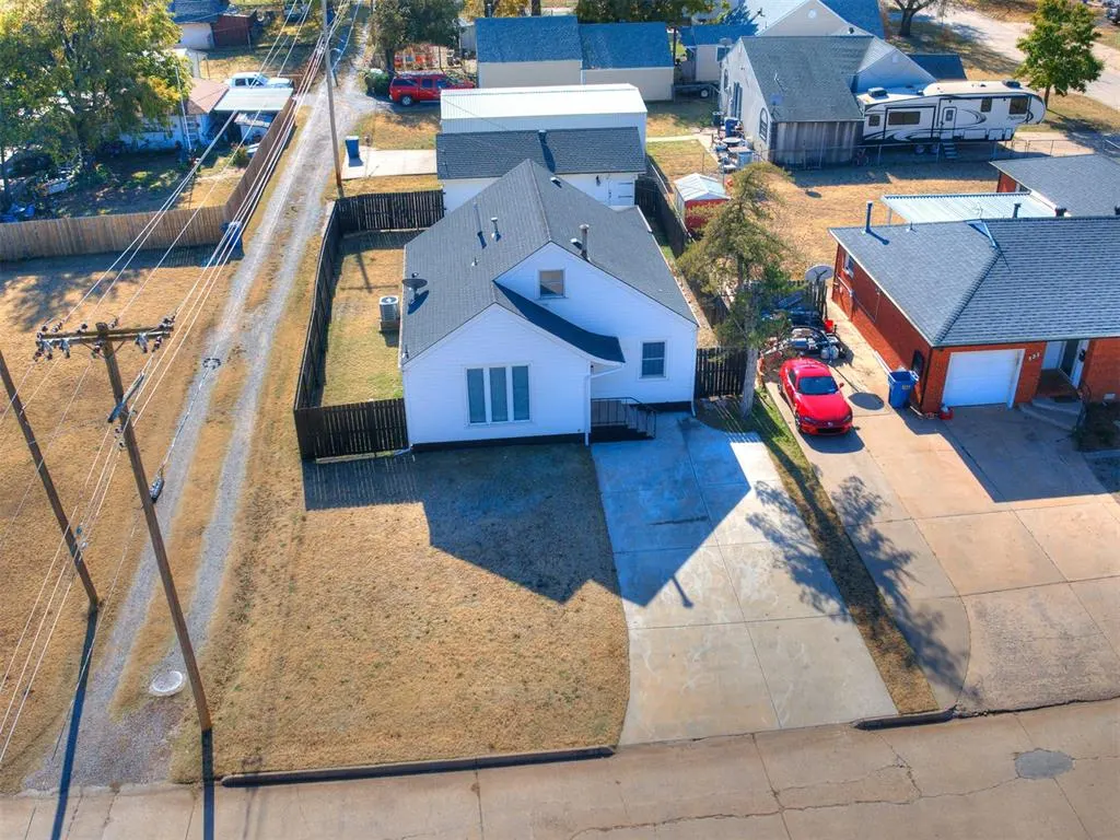Photo 5 — 315 W Toronto Avenue, Kingfisher, OK 73750