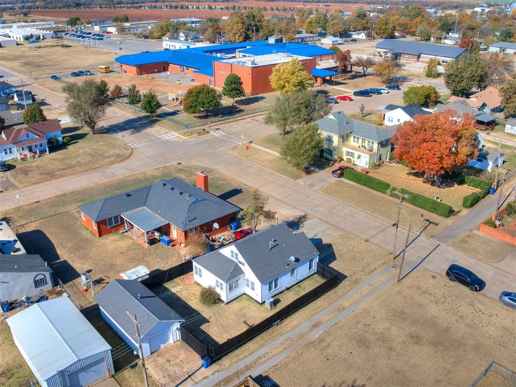 Photo 7 — 315 W Toronto Avenue, Kingfisher, OK 73750