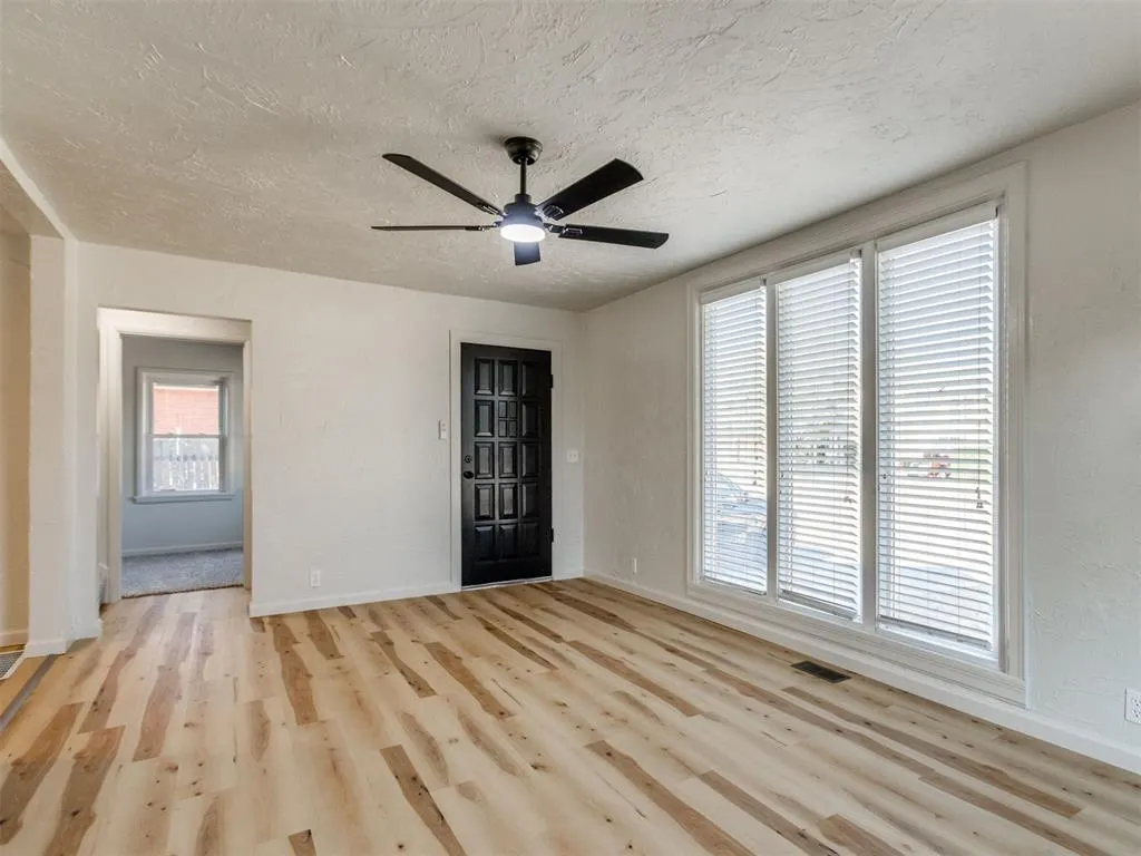 Photo 20 — 315 W Toronto Avenue, Kingfisher, OK 73750