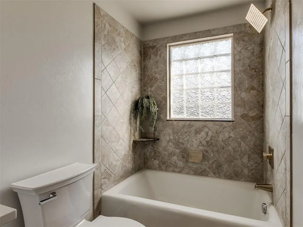 Photo 30 — 315 W Toronto Avenue, Kingfisher, OK 73750