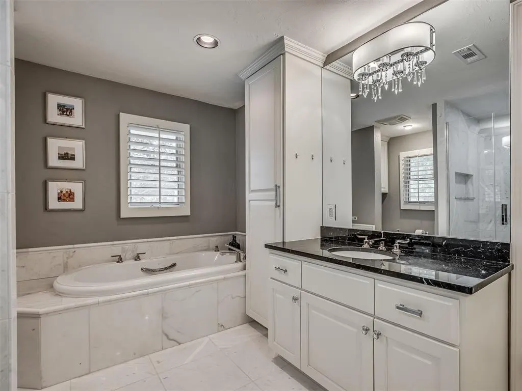 Photo 21 — 8622 Waverly Avenue, Oklahoma City, OK 73120