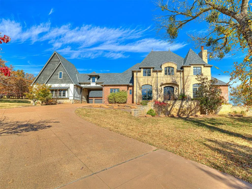 Photo 2 — 8051 Falcon Crest, Jones, OK 73049