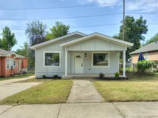 Sold home at 1716 NW 9th Street