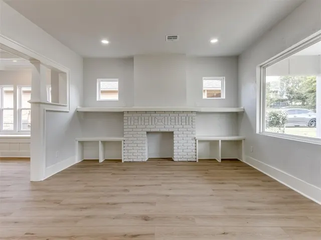 Photo 7 — 1716 NW 9th Street, Oklahoma City, OK 73106