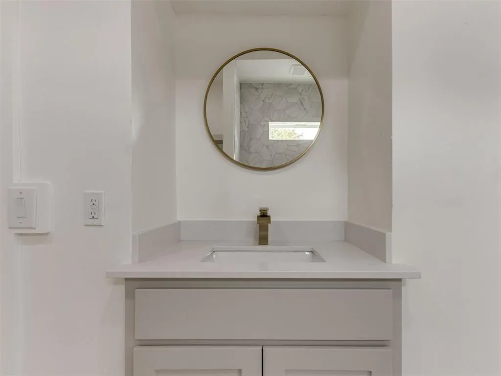 Photo 23 — 1716 NW 9th Street, Oklahoma City, OK 73106