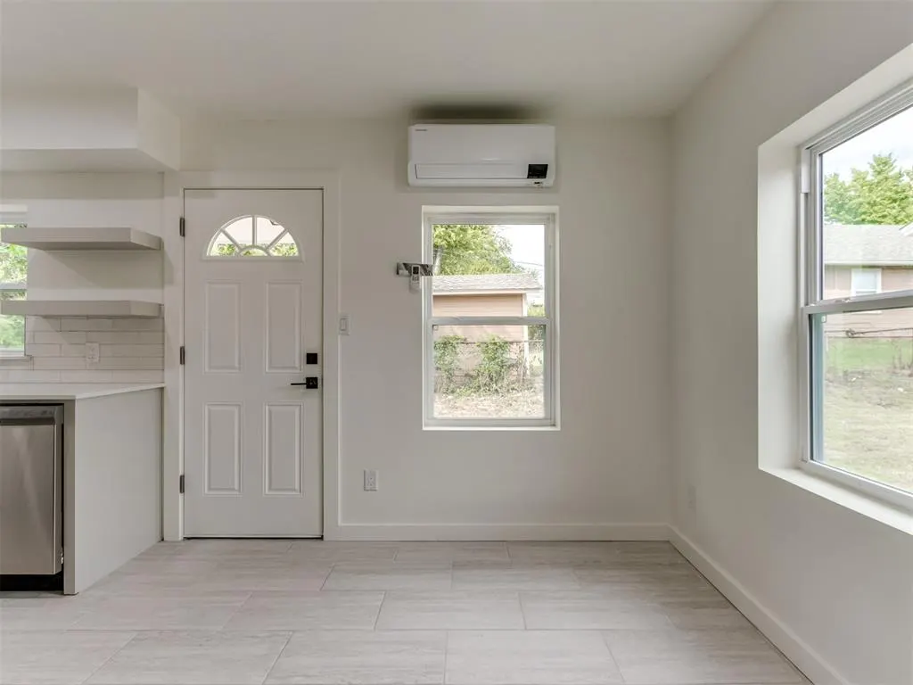 Photo 34 — 1716 NW 9th Street, Oklahoma City, OK 73106