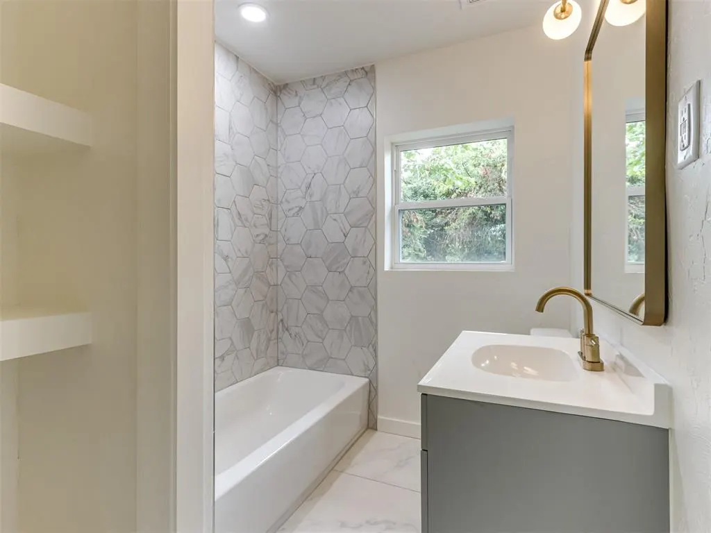 Photo 42 — 1716 NW 9th Street, Oklahoma City, OK 73106