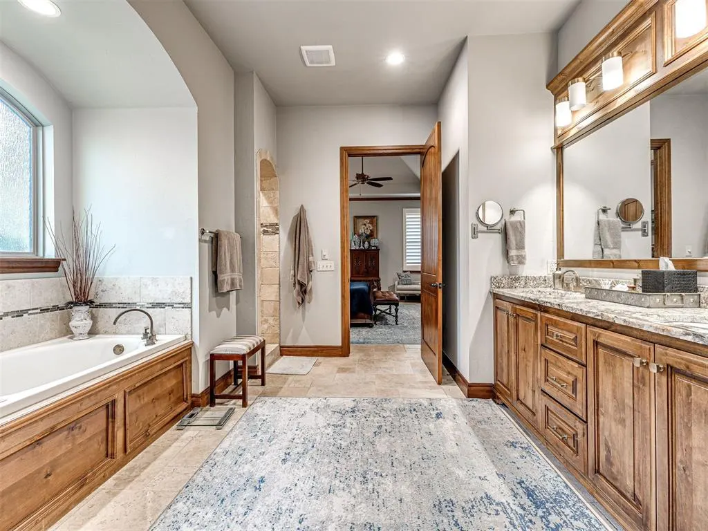 Photo 28 — 1119 Villas Creek Drive, Edmond, OK 73003