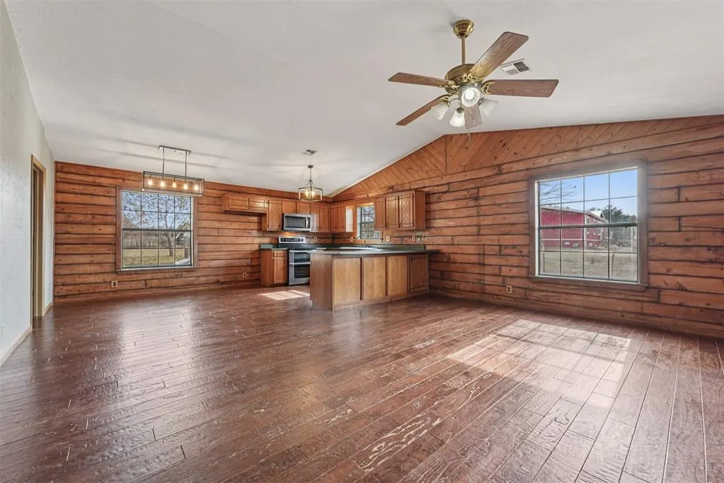 Photo 7 — 151 Tony Drive, McLoud, OK 74851