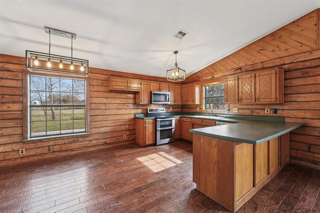 Photo 8 — 151 Tony Drive, McLoud, OK 74851