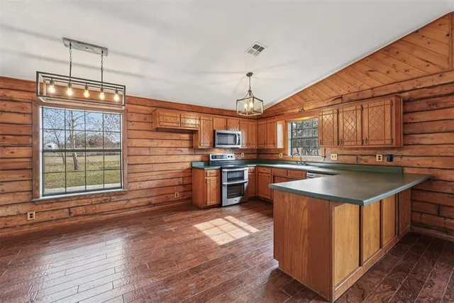 Photo 8 — 151 Tony Drive, McLoud, OK 74851