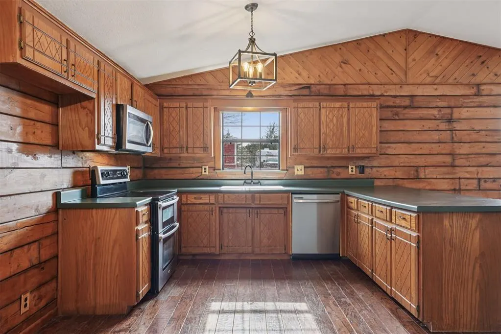 Photo 9 — 151 Tony Drive, McLoud, OK 74851