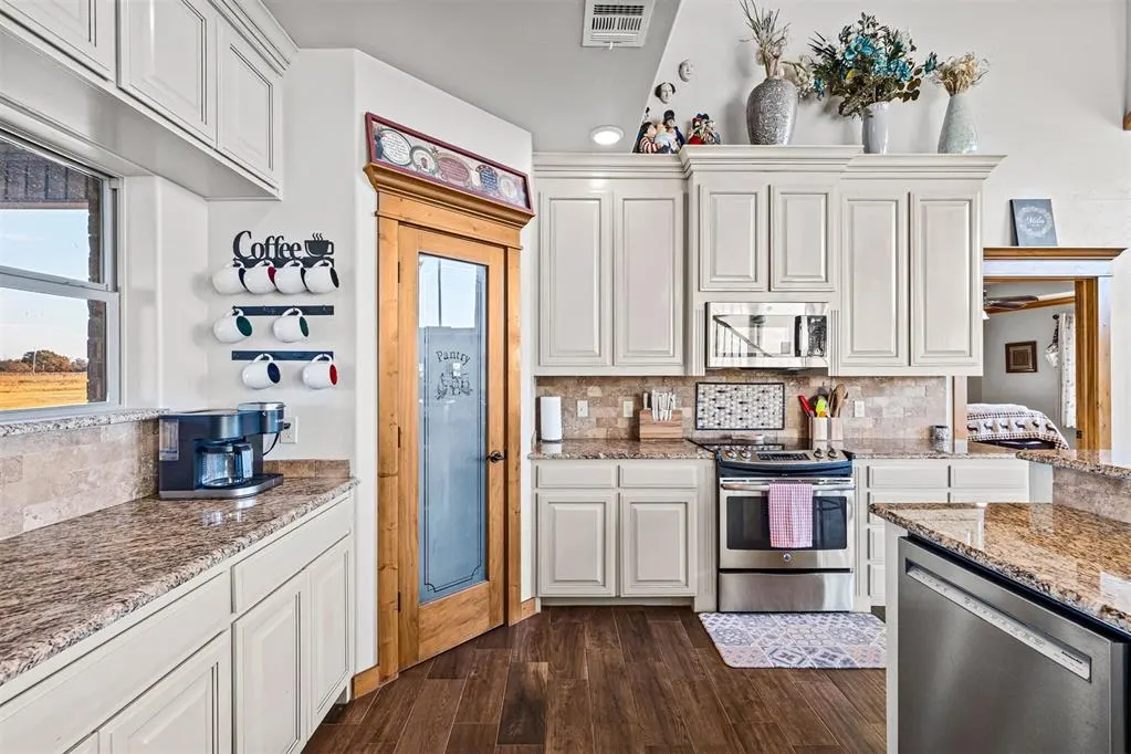 Photo 15 — 24360 N County Road 3288, Wynnewood, OK 73098