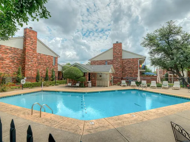 Front exterior — 6325 N Villa Avenue 110, Oklahoma City, OK 73112