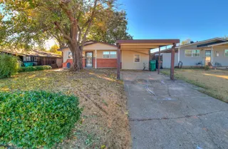 Sold home at 416 NW 92nd Street