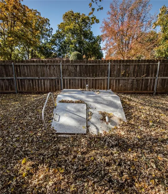 Photo 5 — 1421 W B Avenue, Elk City, OK 73644
