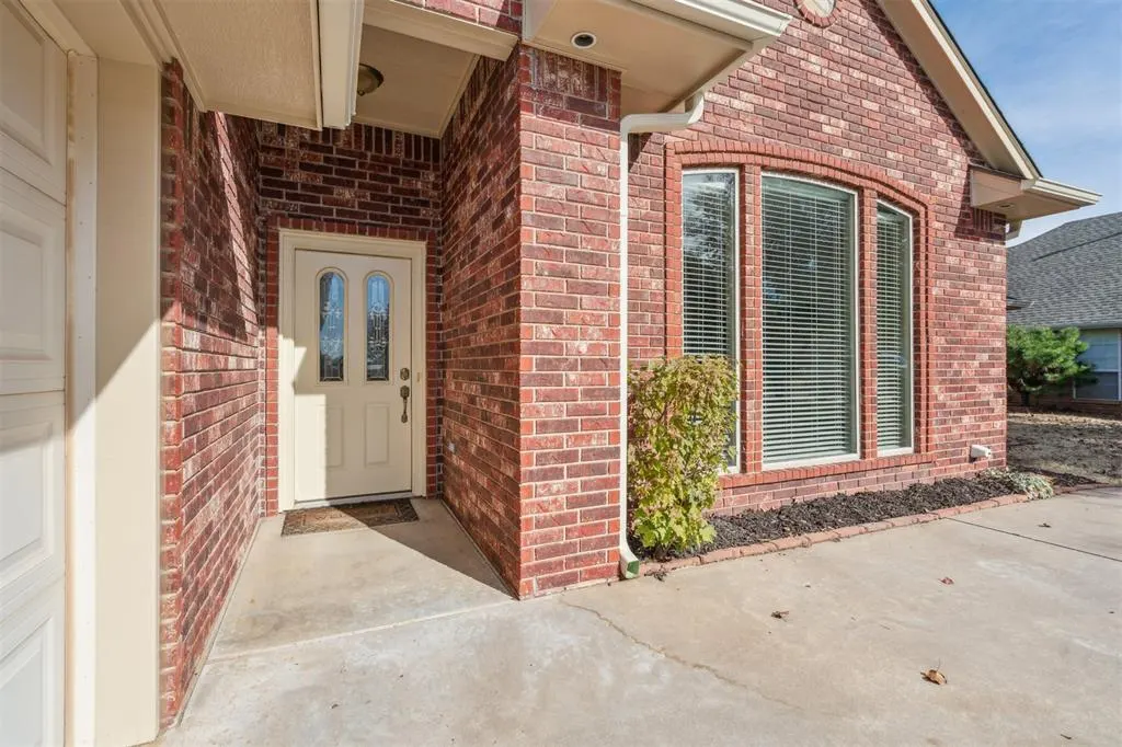 Photo 5 — 2129 W Mallard Drive, Duncan, OK 73533