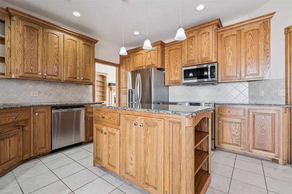 Photo 18 — 2129 W Mallard Drive, Duncan, OK 73533