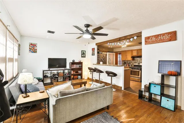 Photo 3 — 2333 NW 37th Street, Oklahoma City, OK 73112