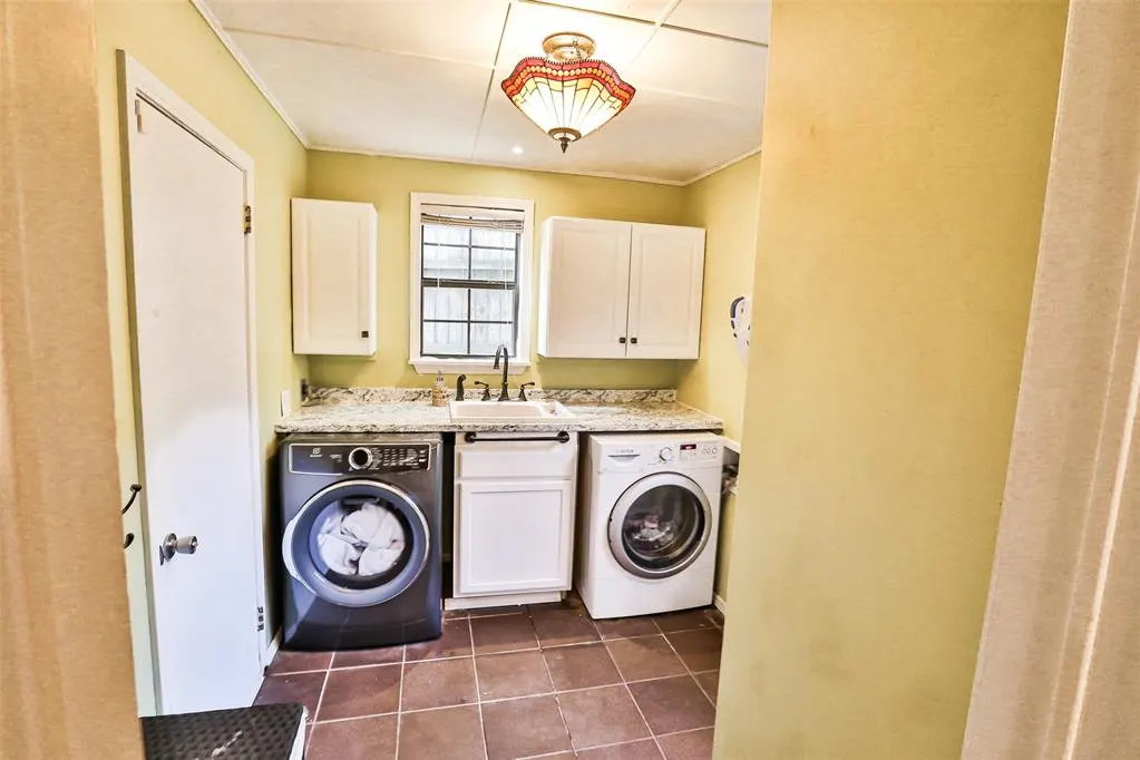 Photo 10 — 2333 NW 37th Street, Oklahoma City, OK 73112