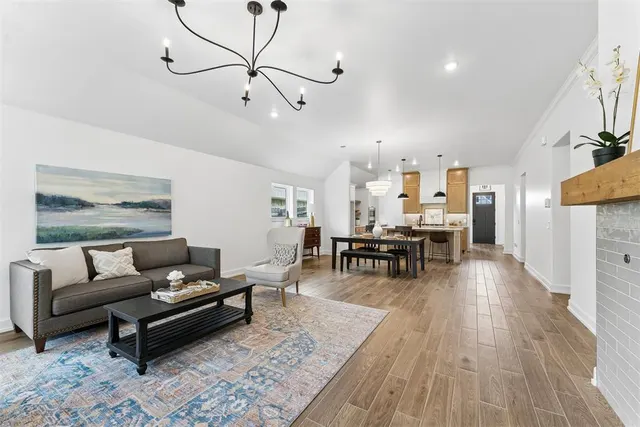 Photo 7 — 2317 E Preserve Edge Drive, Edmond, OK 73034