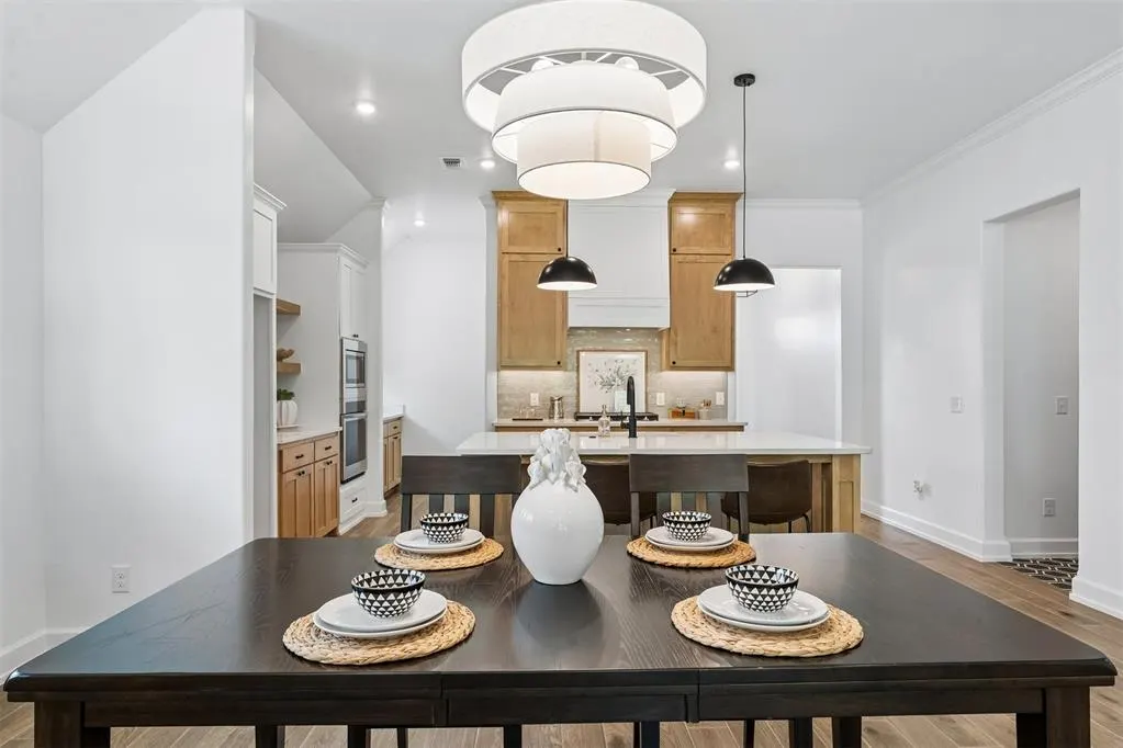 Photo 10 — 2317 E Preserve Edge Drive, Edmond, OK 73034