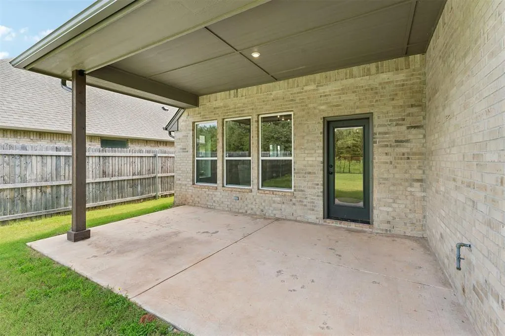 Photo 40 — 2317 E Preserve Edge Drive, Edmond, OK 73034