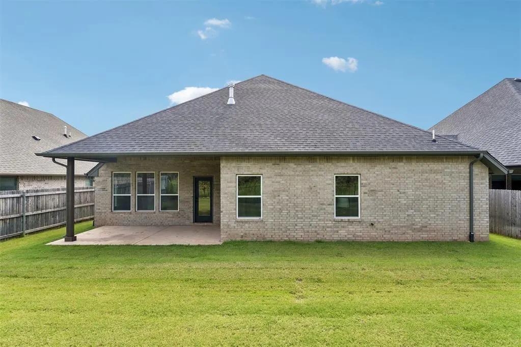 Photo 42 — 2317 E Preserve Edge Drive, Edmond, OK 73034
