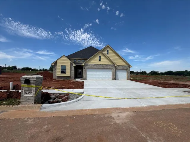 Photo 2 — 14401 Village Trail, Piedmont, OK 73078