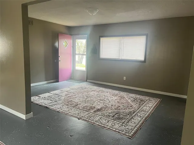 Photo 2 — 629 S Lamar Avenue, Earlsboro, OK 74840