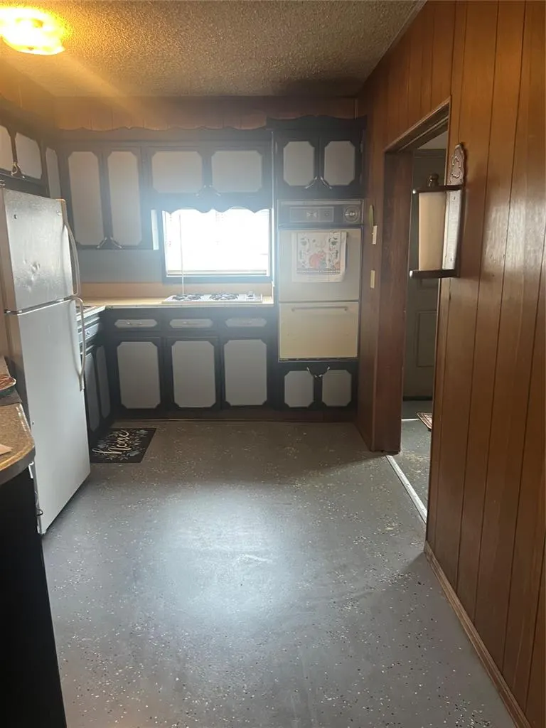 Photo 9 — 629 S Lamar Avenue, Earlsboro, OK 74840