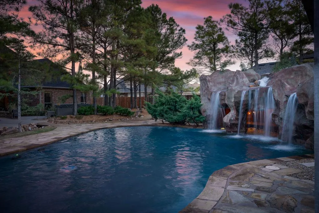 Photo 2 — 400 NW 149th Terrace, Edmond, OK 73013