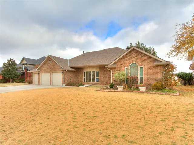 Photo 2 — 7217 NW 131st Street, Oklahoma City, OK 73142