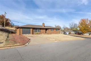 Sold home at 921 E Huber Avenue