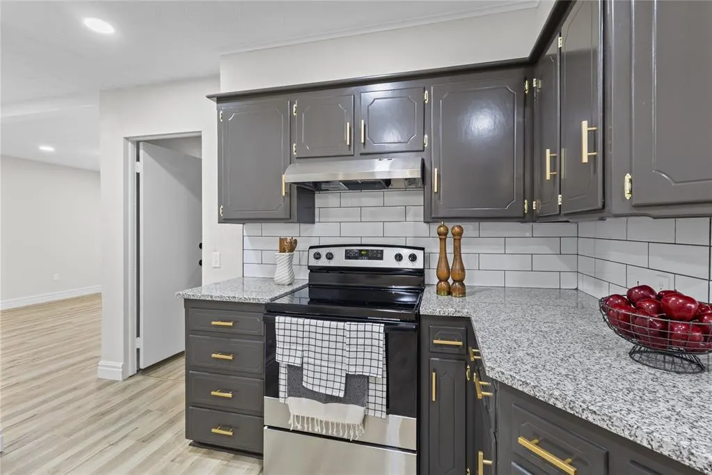 Photo 12 — 921 E Huber Avenue, Weatherford, OK 73096