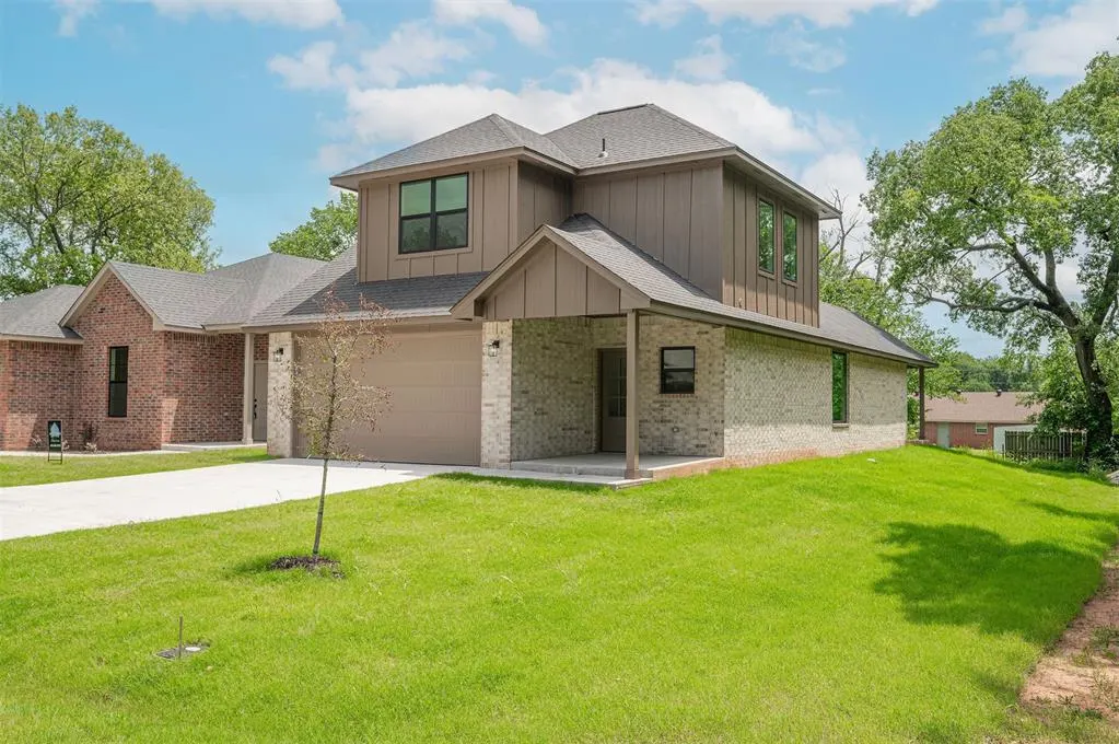 Front exterior — 124 E 7th Street, Arcadia, OK 73007