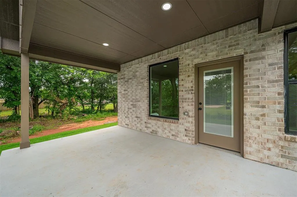 Photo 42 — 124 E 7th Street, Arcadia, OK 73007