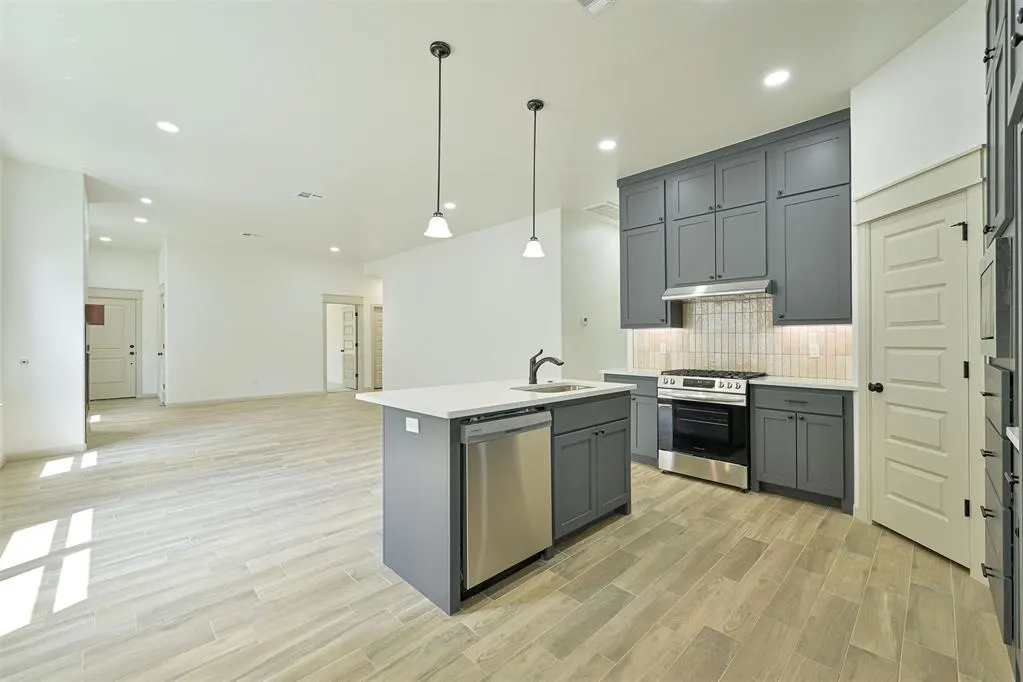 Photo 10 — 128 E 7th Street, Arcadia, OK 73007