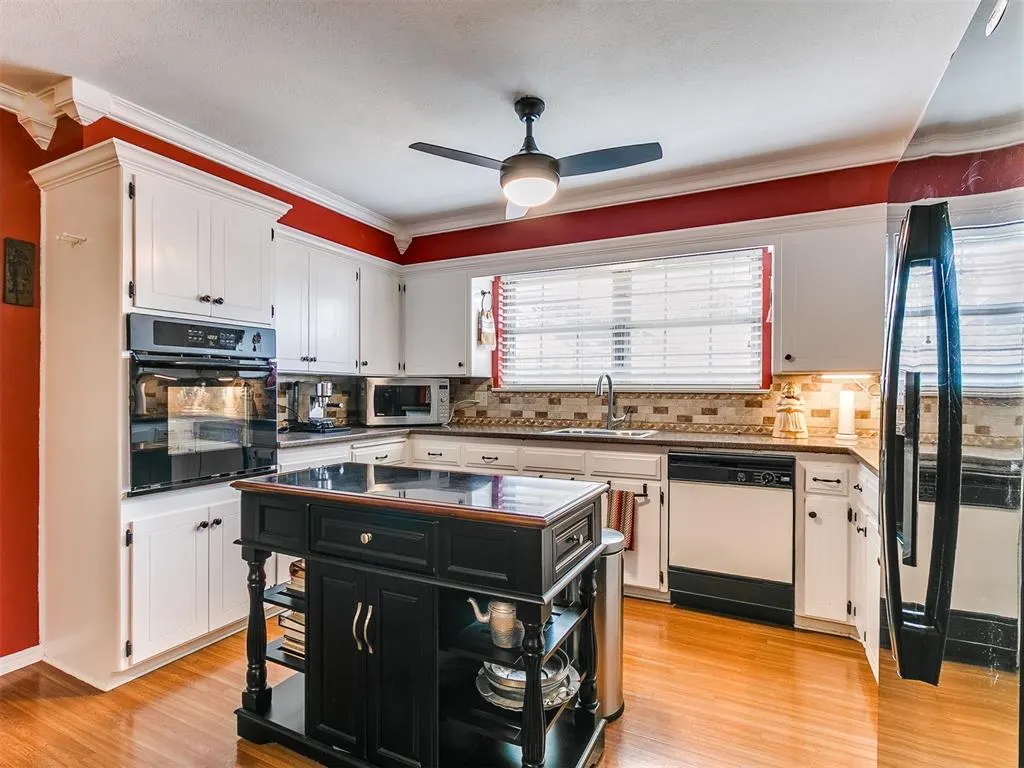Photo 16 — 3100 Elmwood Avenue, Oklahoma City, OK 73116