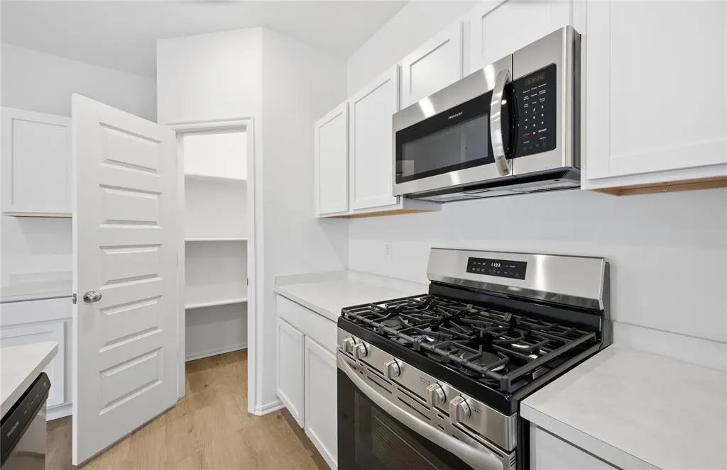 Photo 10 — 10309 Big Blue Drive, Oklahoma City, OK 73131
